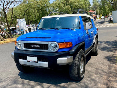 Toyota Fj Cruiser 3p Premium Aa Ee Ra Abs 4x4 At