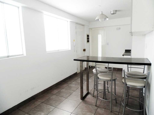 Imagen 18 de 26 de Venta De Hermoso Y Amplio Dpto. Duplex C/estac. En Urb. Vista Alegre Surco