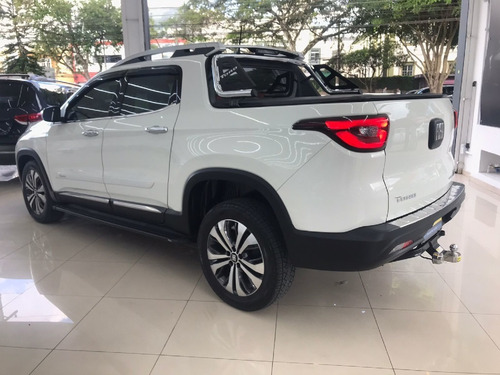 Imagem 2 de 9 de Fiat Toro 2.0 16v Turbo Diesel Volcano 4wd At9
