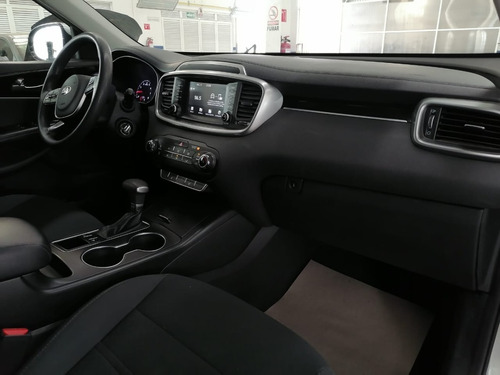 Imagen 15 de 15 de Kia Sorento Lx 2019