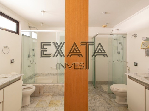 Imagem 13 de 24 de Casa Com Construção Sólida E Excelente Distribuição. Venha Morar Em Um Bairro Com Muito Verde, Em Rua Tranquila E Com Fácil Acesso A Todos Os Pontos Da Cidade Pelas Grandes Avenida - Ca00799 - 700805