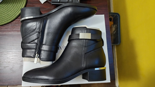 Botas Calvin Klein (6.5m)