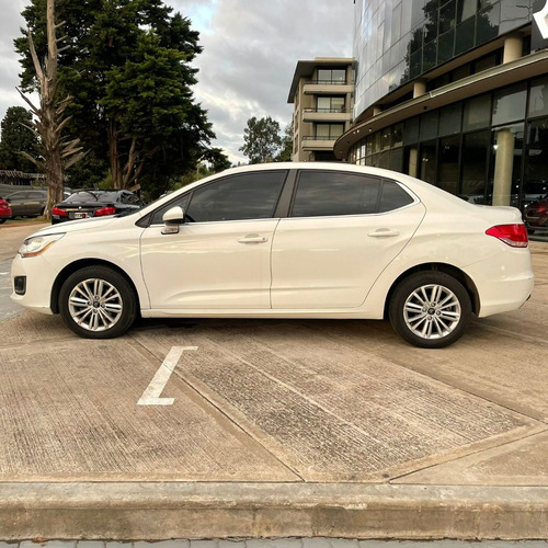 Imagen 4 de 14 de Citroen C4 Lounge 2.0i 16v Origine
