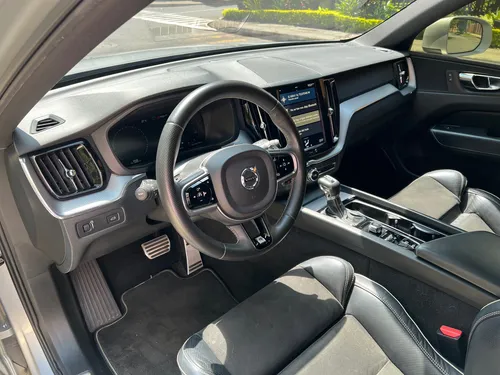 Volvo XC60 2.0 T5 Awd R-design