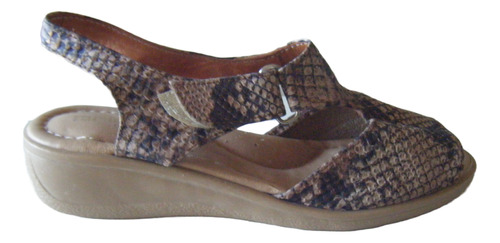 Sandalias Angeini Beige Con Plataforma 