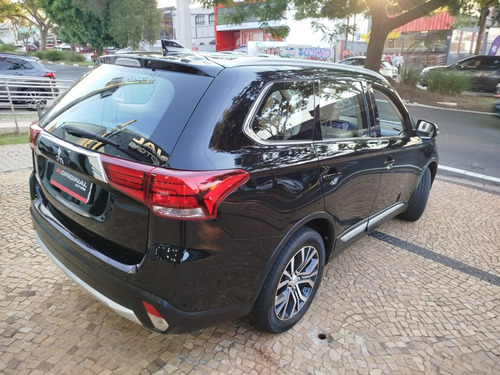 Mitsubishi Outlander 2.2 MIVEC DI-D DIESEL HPE-S AWD AUTOMÁTICO