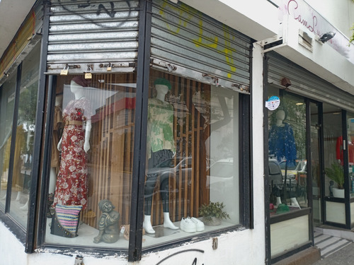 Local Comercial Central Esquina 200 M2