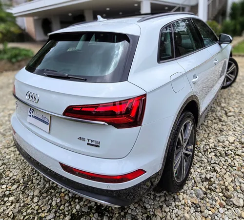 2.0 Mild-hybrid / Único Dueño / Como Nueva