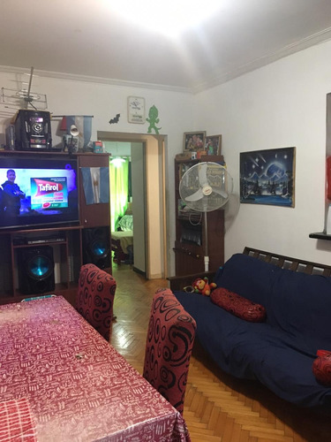 Imagen 2 de 5 de Departamento 3 Ambientes Con Balcon Al Frente