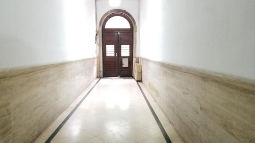 Imagen 9 de 11 de Antiguo - 70m2 + Altillo Y Baulera - Bajas Expensas