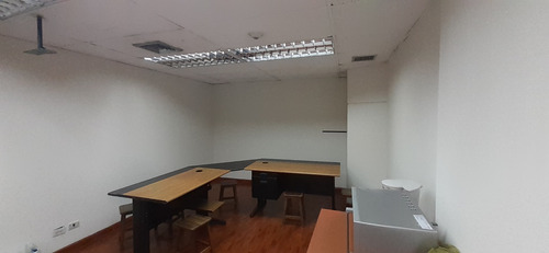 Imagen 7 de 13 de Se Alquila Cubículo En Oficina 17m2 Plaza Venezuela