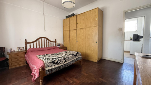 Venta Ph De 4 Ambientes En Primer Piso Por Escalera En Villa Real