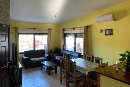 Imagen 3 de 8 de Vendo Espectacular Casa De Tres Dormitorios En San Benito