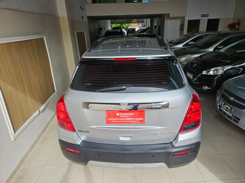 Imagen 10 de 22 de Chevrolet Tracker 2015 1.8 Ltz Fwd Mt 140cv