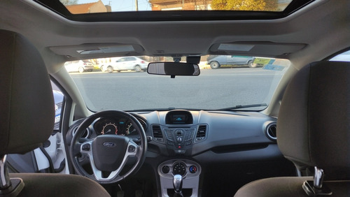 Imagen 21 de 23 de Ford Fiesta Kinetic Design 2013 1.6 Se Plus 120cv