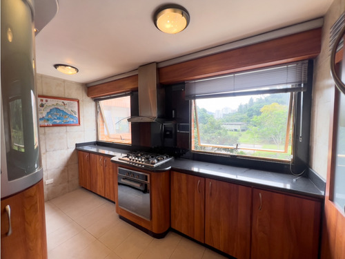 Vendo Apto 123m2 2h/2b/2p Los Samanes 4306