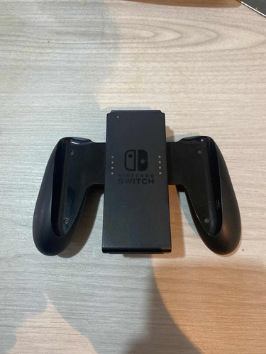 Nintendo Switch Joy-con Grip (Usado)