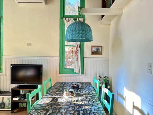 Venta Romántica Casa En Salvador María- Lobos
