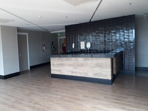 Sala Comercial No Alpha Medical Center Com 29,53 M2 Pronta Para Uso, Em Alphaville I - Sfl581 - 69229892