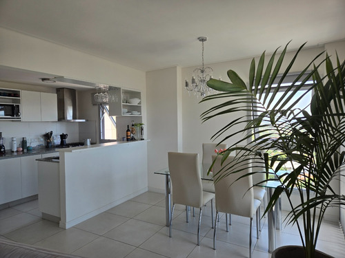 Dueño Vende Departamento 3 Ambiente C/ Cochera - Al Frente Con Orientación Norte