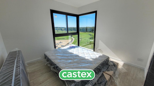 Departamento De Dos Ambientes En Venta En Canning, Terralagos