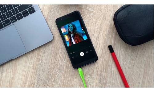 Imagen 8 de 10 de Cable Auxiliar Audio 3,5mm Xtech On The Go Xtg-232 Verde Css