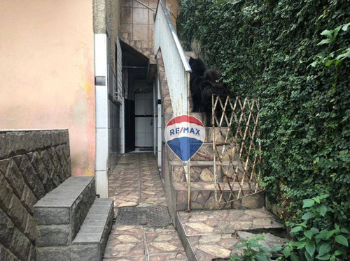 Imagem 12 de 27 de Duas Casas Com Piscina Em Bangu, Uma Ótima Localização. - Ca0690