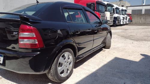 Imagem 5 de 6 de Gm Astra 4p Advantage Manual 2011 Mugen Caminhoes