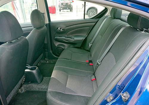 Imagen 6 de 8 de Nissan Versa 2019 1.6 Advance Mt