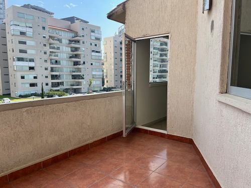Vendo Departamento Recien Remodelado Con Terraza Col. Bosque Real , Huixquilucan, Edomex