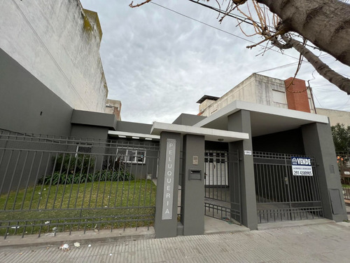 Venta Casa 3 Dormitorios Universitario Con Cochera