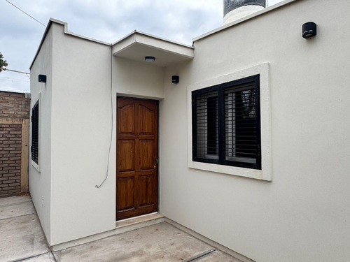 Casa Venta En Tunuyan. Dueño Directo. Apto Credito