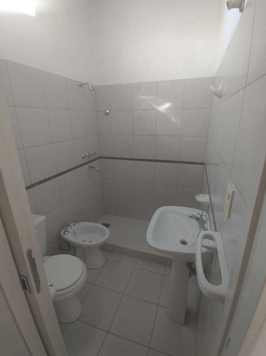 Imagen 8 de 8 de Venta Dpto - Gral Deheza N 900 . 1 Dorm - Balcon .