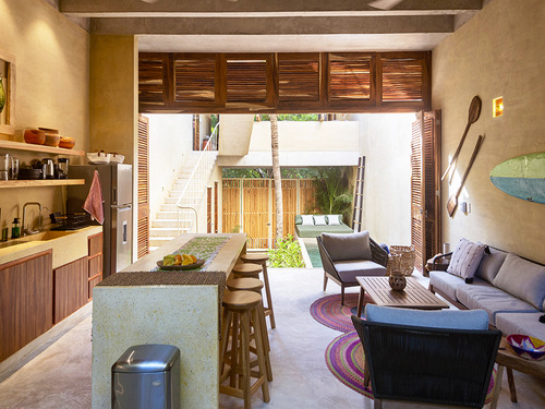 Casa En Venta En La Punta Zicatela, Oaxaca Ideal Para Rentas Vacacionales