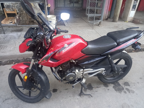 Imagen 4 de 6 de Bajaj Rouser 135