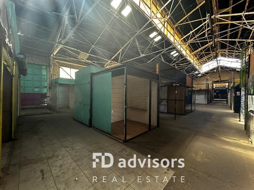 Arriendo Local Comercial + Bodega + Oficina, Santiago
