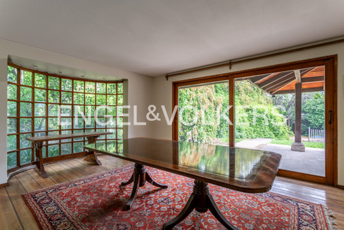 Casa Chilena En Jardín La Dehesa