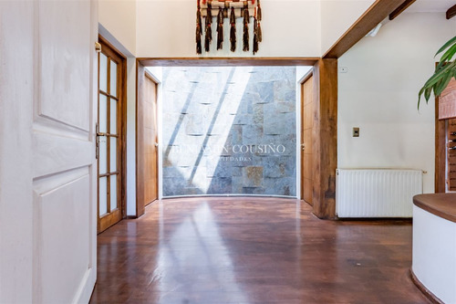 Casa En Venta De 4 Dorm. En Colina