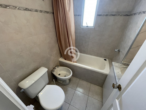 Apartamento De 2 Dormitorios En Excelente Precio- Ref: 4820
