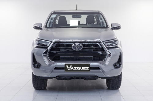 Toyota Hilux 4x4 Cd Srv 2.8 Tdi Mt My21 0km