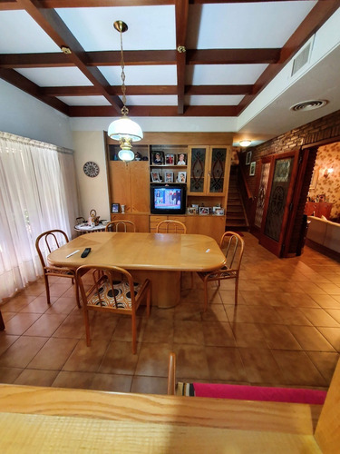 Imagen 14 de 30 de Venta Chalet Excelente - Lanús Centro
