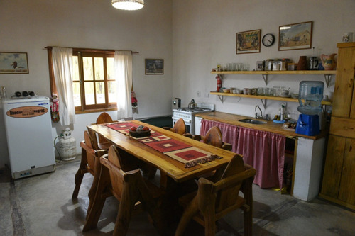 Ruedas Negras Casa De Campo, Ruta Del Vino Valle De Uco C/wifi Casa Para 8 Personas