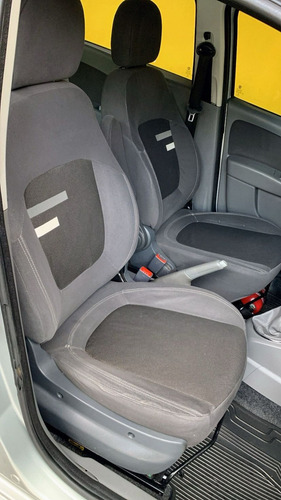 Fiat Grand Siena 1.6 16v Essence Flex 4p