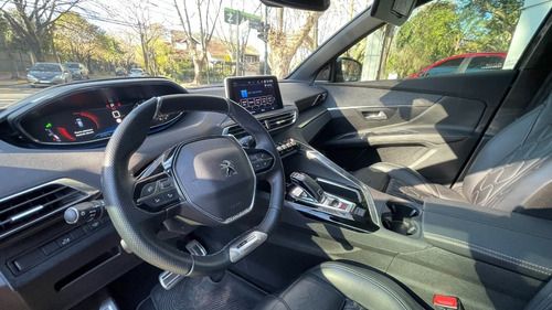 Imagen 14 de 16 de Peugeot 3008 Gt Line 2020 Gris Usado
