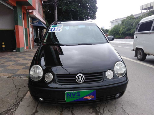 Polo Sedan 2005 1.6 Total Flex 4p Preto