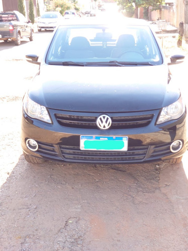 Volkswagen Voyage Confortline 1.6 Preto Completo