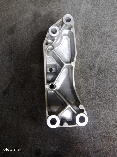 Base Soporte Transmision Jetta Mk6 2016 2.5 Aut (Usado)