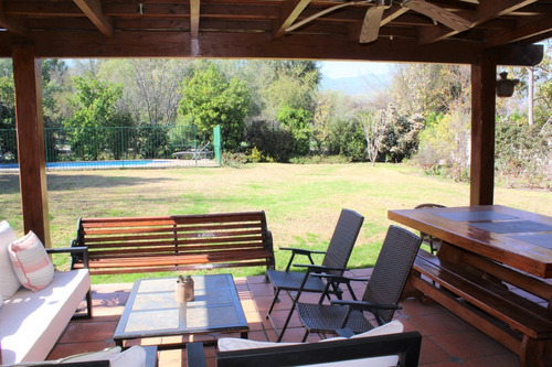 Preciosa Casa En Venta 5 Dorm Piedra Roja Chicureo Colina
