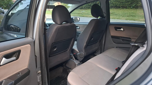 Volkswagen Suran 1.6 Trendline 11b