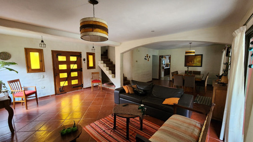 Valle Escondido Los Cielos Casa En Venta 3 Dormitorios Apta Credito